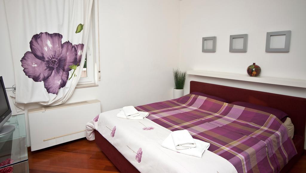 Apartment Sunny Split Pokoj fotografie